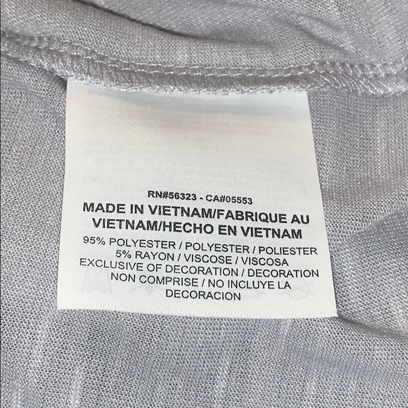 Women’s Nike Drifit Shirt - Picture 5 of 5